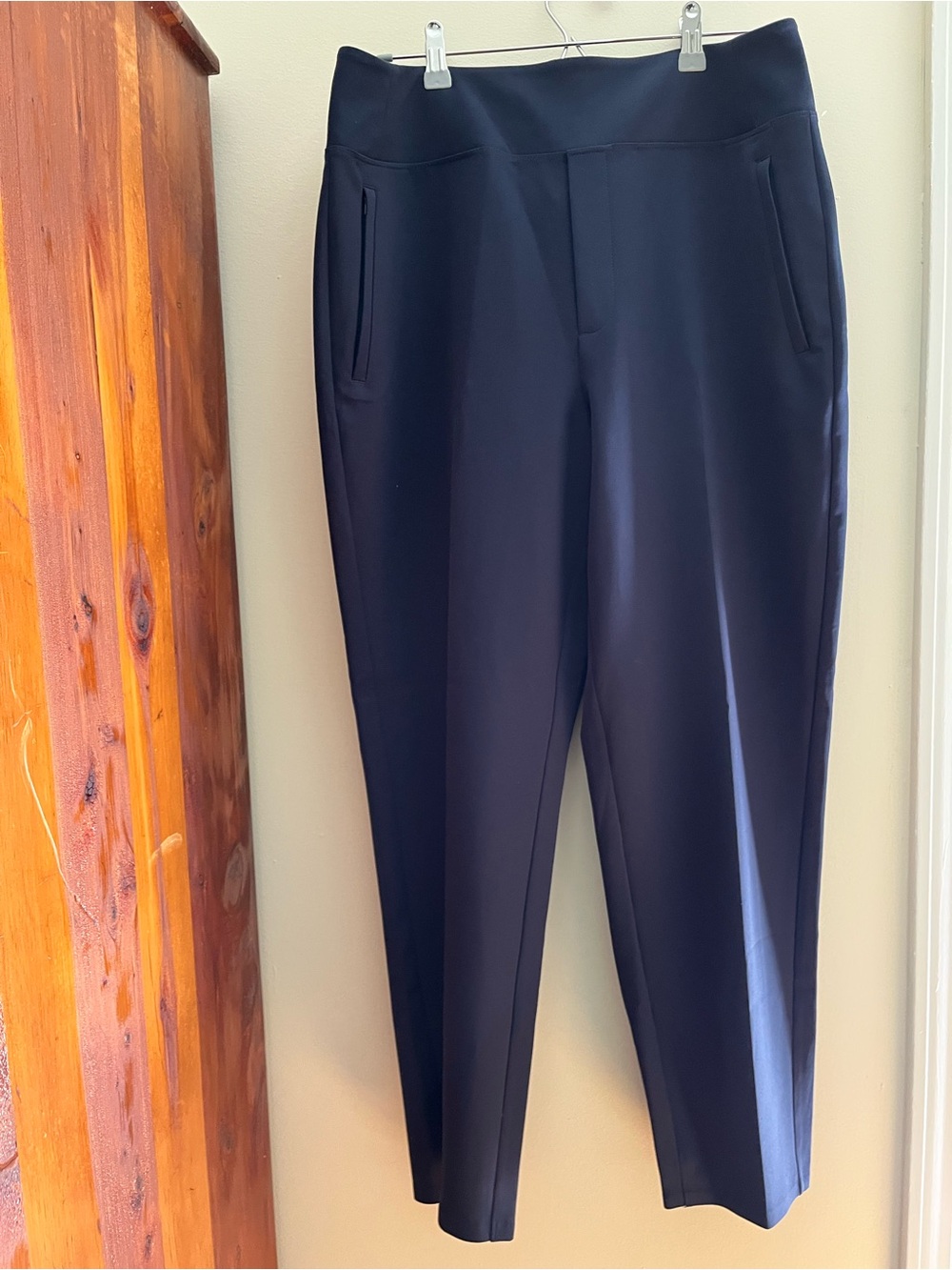 Athleta Navy Performance Brooklyn Pant nwot 12